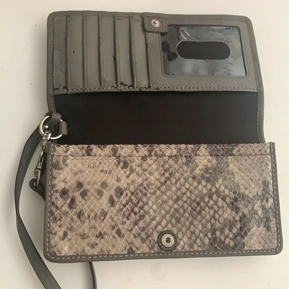 Coach Snakeskin wristlet - Picture 3 of 3
